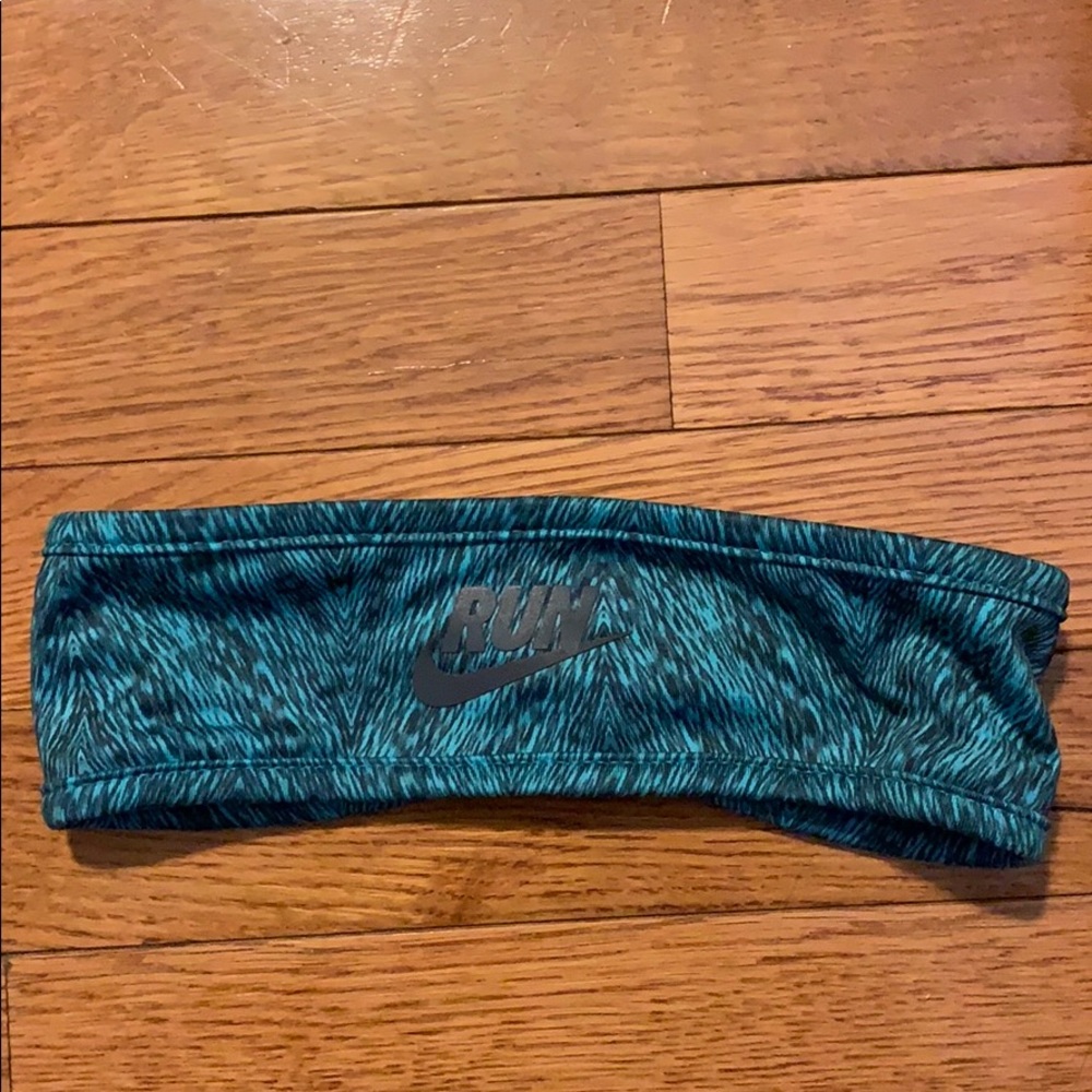 Nike headband